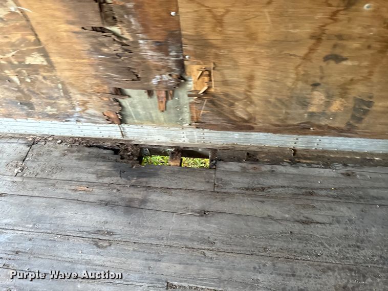 image for item DQ6893 Shipping container