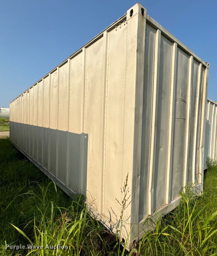 image for item DQ6894 Shipping container