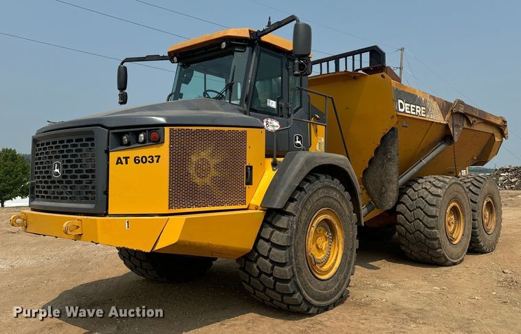 image for item DQ6902 2015 John Deere 460ET haul truck