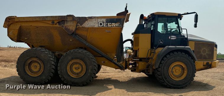 image for item DQ6902 2015 John Deere 460ET haul truck