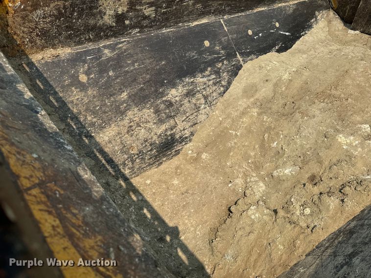 image for item DQ6902 2015 John Deere 460ET haul truck