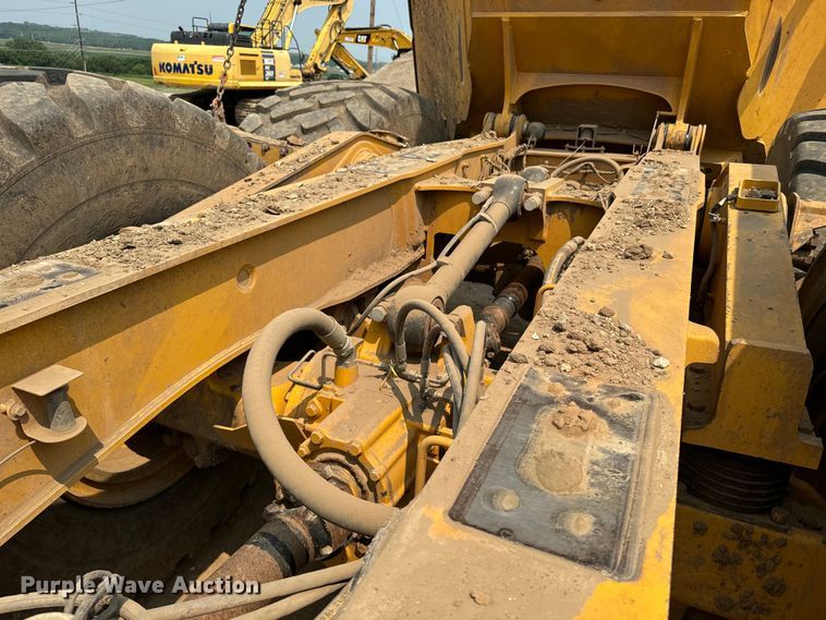 image for item DQ6902 2015 John Deere 460ET haul truck