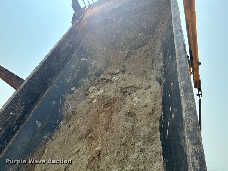 image for item DQ6902 2015 John Deere 460ET haul truck