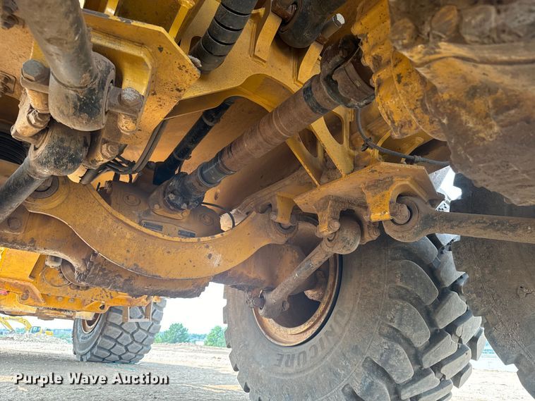 image for item DQ6902 2015 John Deere 460ET haul truck