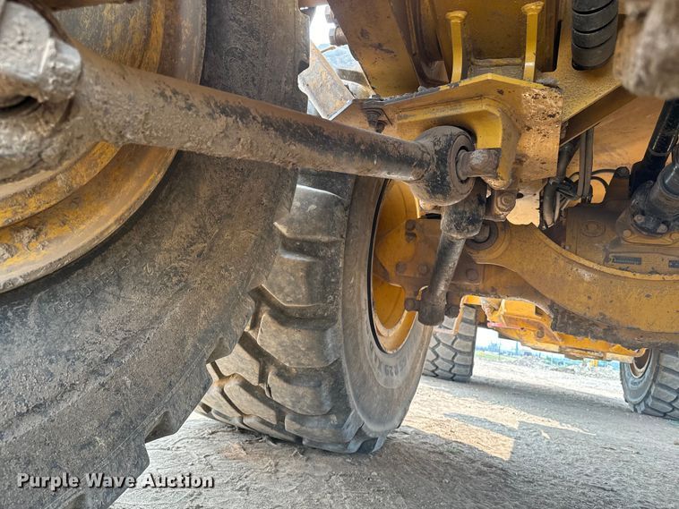 image for item DQ6902 2015 John Deere 460ET haul truck