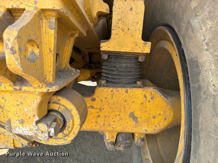 image for item DQ6902 2015 John Deere 460ET haul truck