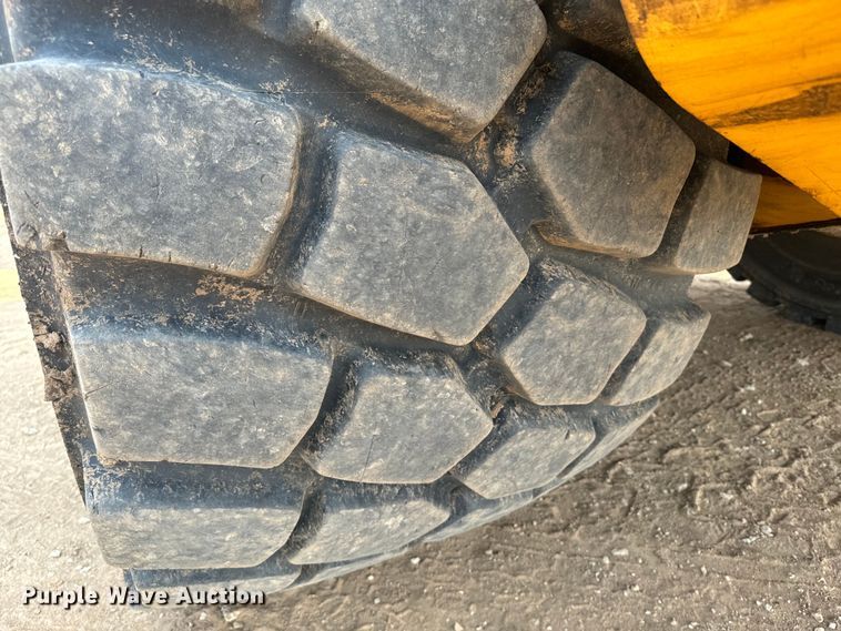 image for item DQ6902 2015 John Deere 460ET haul truck