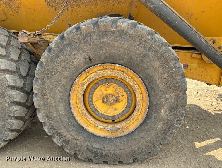 image for item DQ6902 2015 John Deere 460ET haul truck