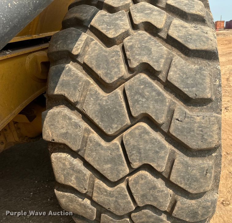 image for item DQ6902 2015 John Deere 460ET haul truck