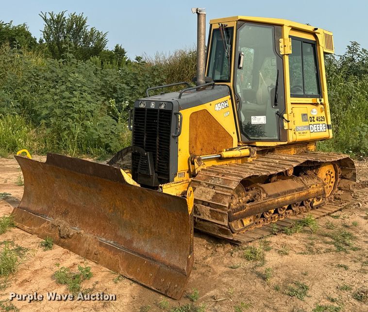 image for item DQ6903 2000 John Deere 450H LGP dozer