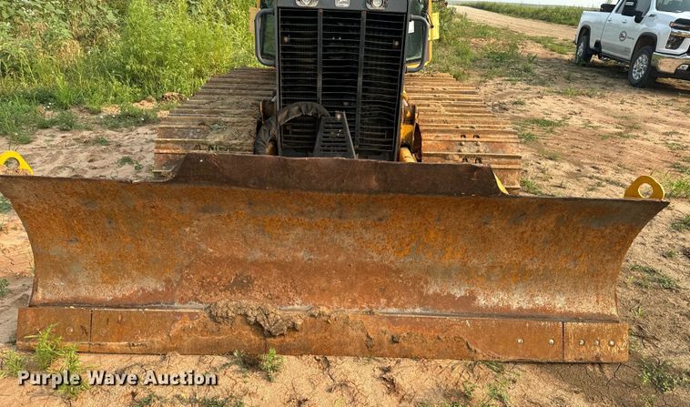 image for item DQ6903 2000 John Deere 450H LGP dozer