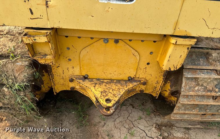 image for item DQ6903 2000 John Deere 450H LGP dozer