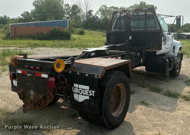 image for item DQ6904 1997 GMC C7500 roll-off container truck