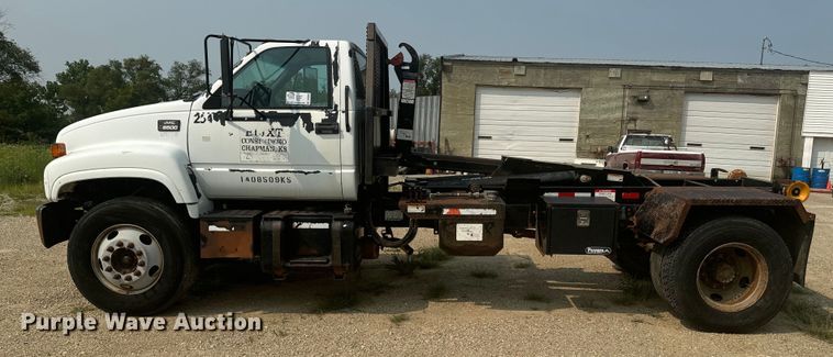 image for item DQ6904 1997 GMC C7500 roll-off container truck