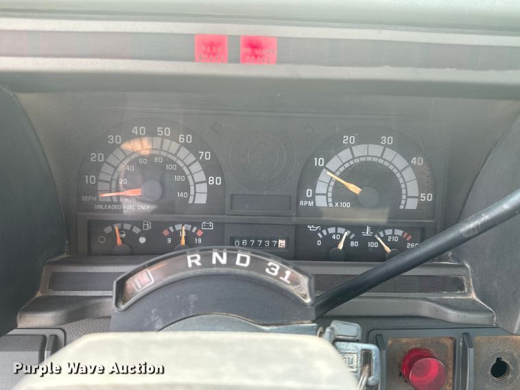 image for item DQ6904 1997 GMC C7500 roll-off container truck