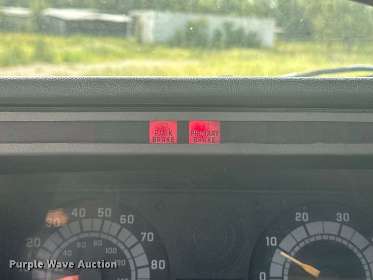 image for item DQ6904 1997 GMC C7500 roll-off container truck