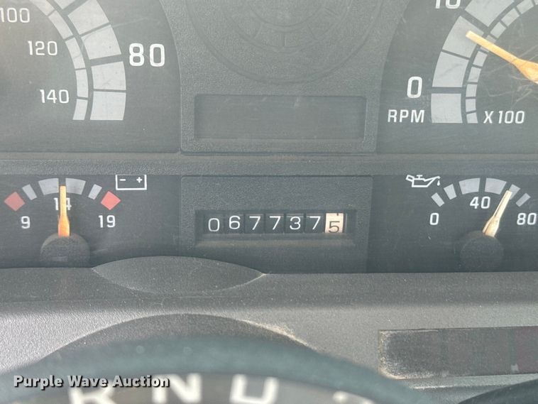 image for item DQ6904 1997 GMC C7500 roll-off container truck