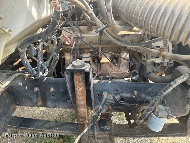 image for item DQ6904 1997 GMC C7500 roll-off container truck