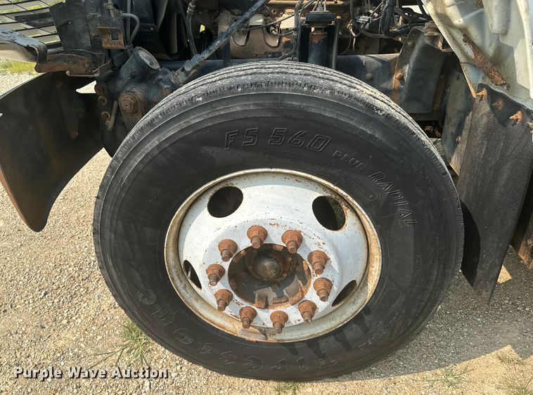 image for item DQ6904 1997 GMC C7500 roll-off container truck