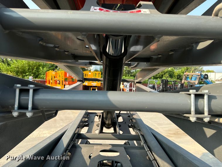 image for item DQ6905 2017 Skyjack 4740 scissor lift