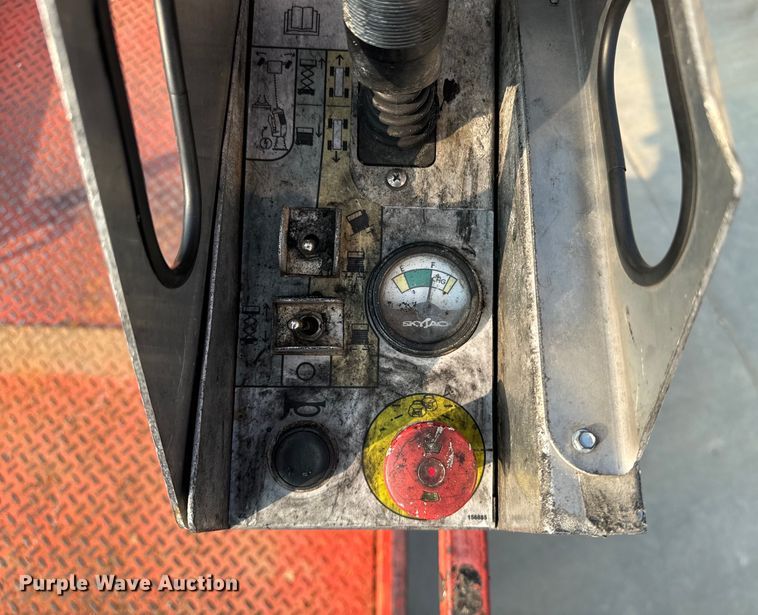 image for item DQ6905 2017 Skyjack 4740 scissor lift