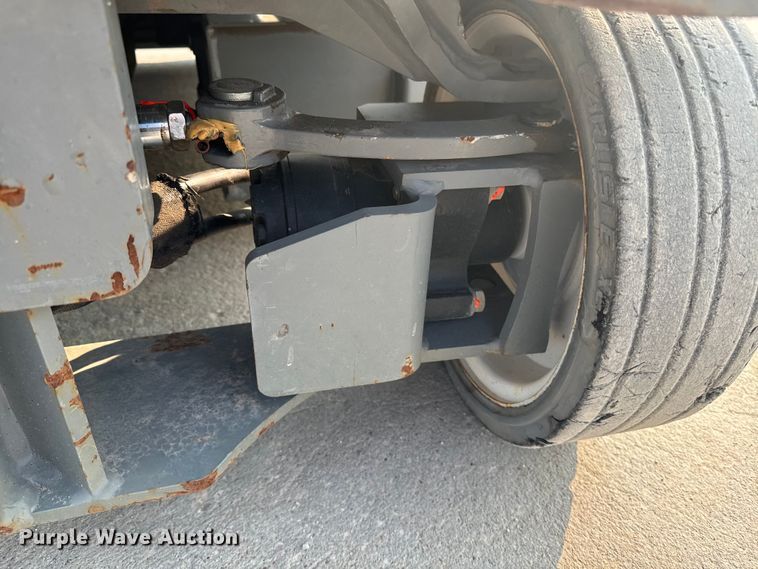 image for item DQ6905 2017 Skyjack 4740 scissor lift