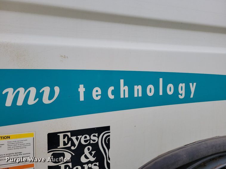 image for item DR4315 2002 Sterling SC8000 street sweeper truck