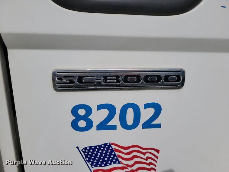 image for item DR4315 2002 Sterling SC8000 street sweeper truck