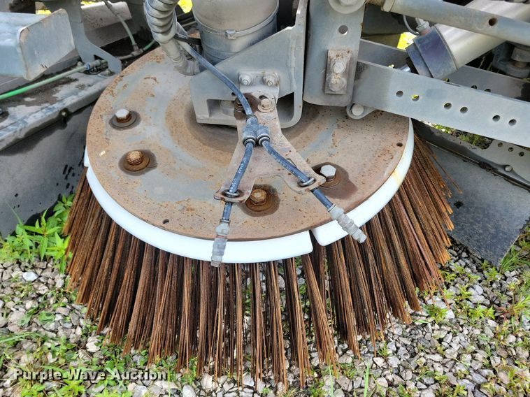 image for item DR4315 2002 Sterling SC8000 street sweeper truck