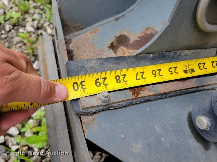 image for item DR4315 2002 Sterling SC8000 street sweeper truck