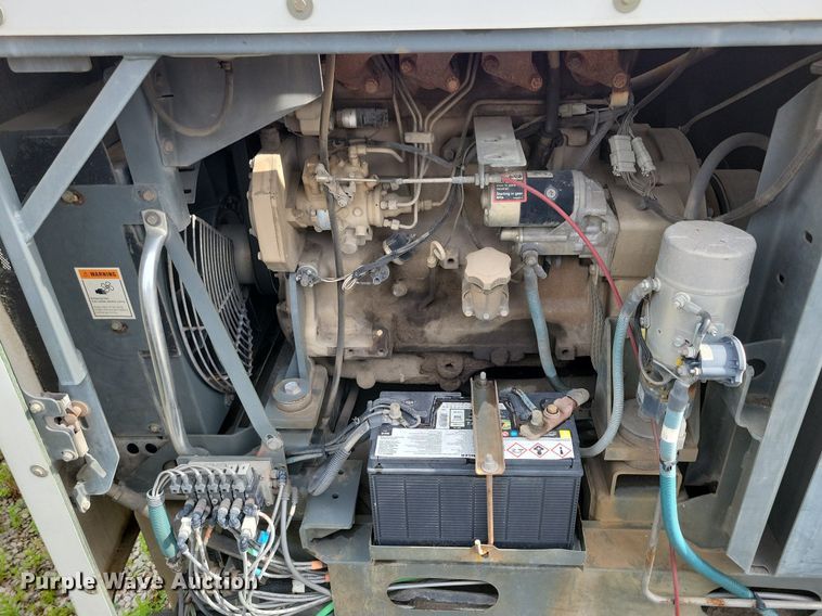 image for item DR4315 2002 Sterling SC8000 street sweeper truck