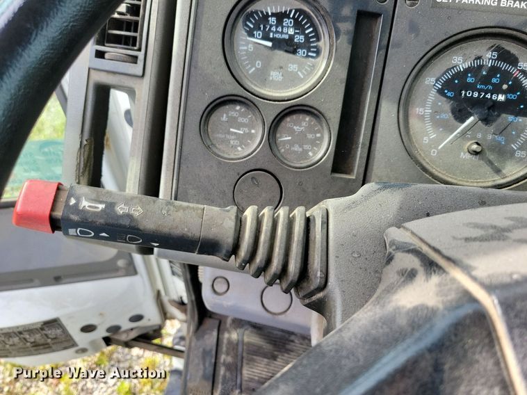 image for item DR4315 2002 Sterling SC8000 street sweeper truck