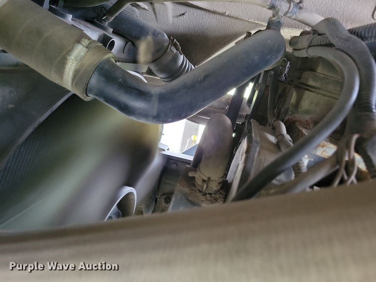 image for item DR4315 2002 Sterling SC8000 street sweeper truck