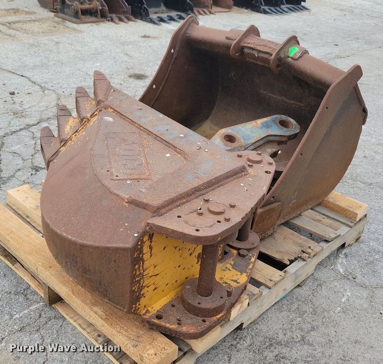 image for item DR4356 (3) excavator attachments
