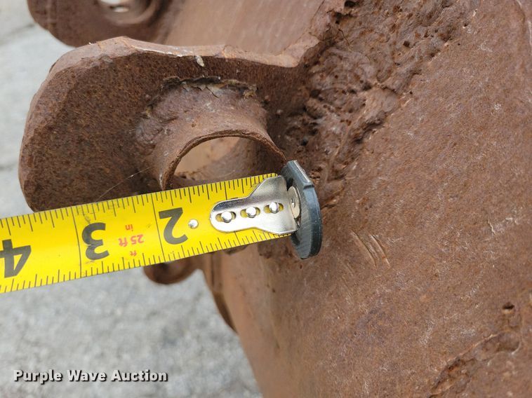 image for item DR4356 (3) excavator attachments