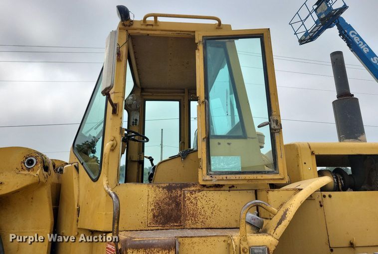 image for item DR4359 1969 Caterpillar 966C wheel loader