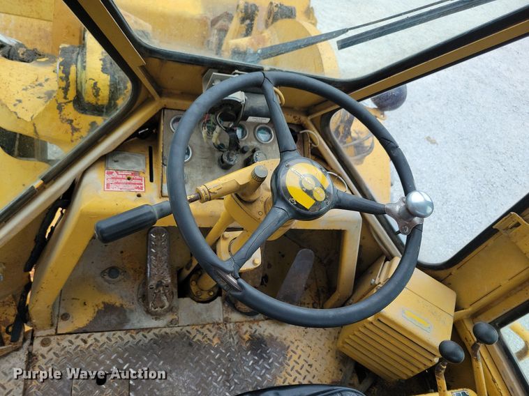 image for item DR4359 1969 Caterpillar 966C wheel loader