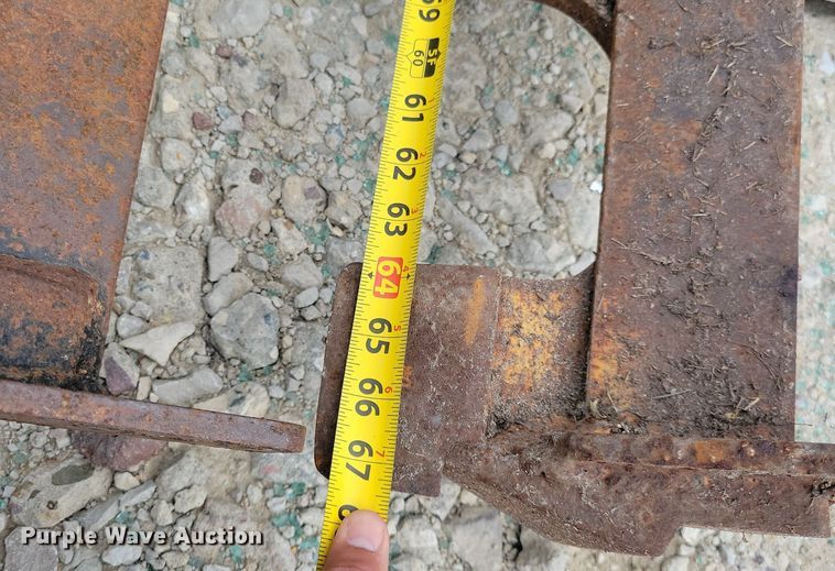 image for item DR4360 (3) skid steer bucket tooth bars