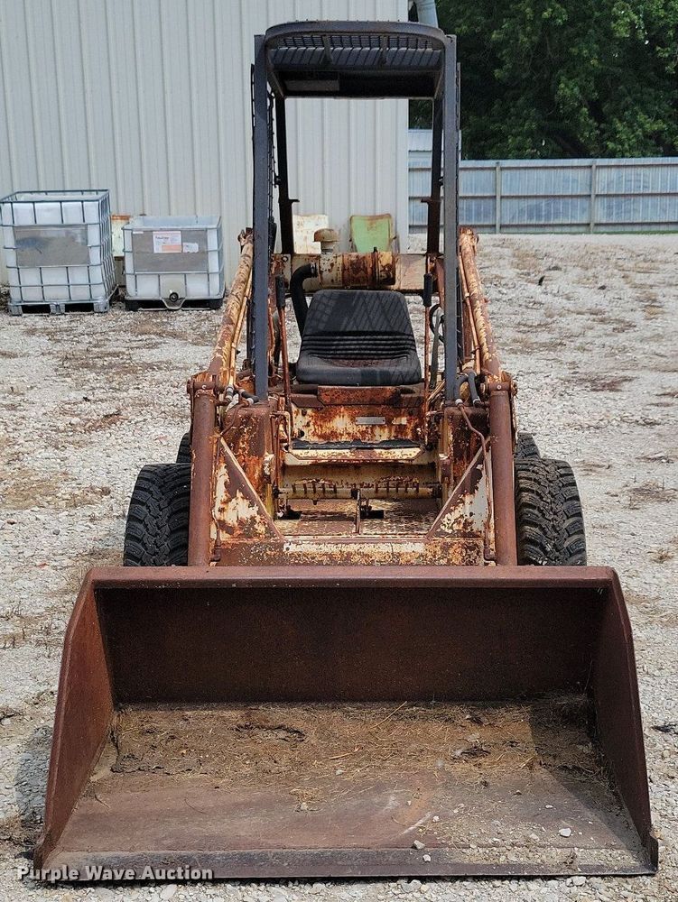 image for item DR4363 1966 Bobcat Melroe 500 skid steer loader