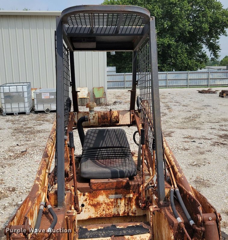 image for item DR4363 1966 Bobcat Melroe 500 skid steer loader
