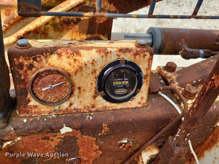 image for item DR4363 1966 Bobcat Melroe 500 skid steer loader