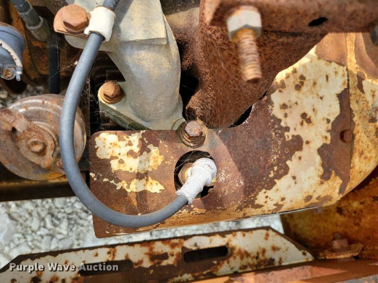 image for item DR4363 1966 Bobcat Melroe 500 skid steer loader