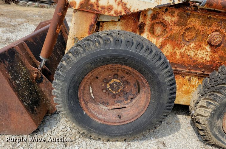 image for item DR4363 1966 Bobcat Melroe 500 skid steer loader