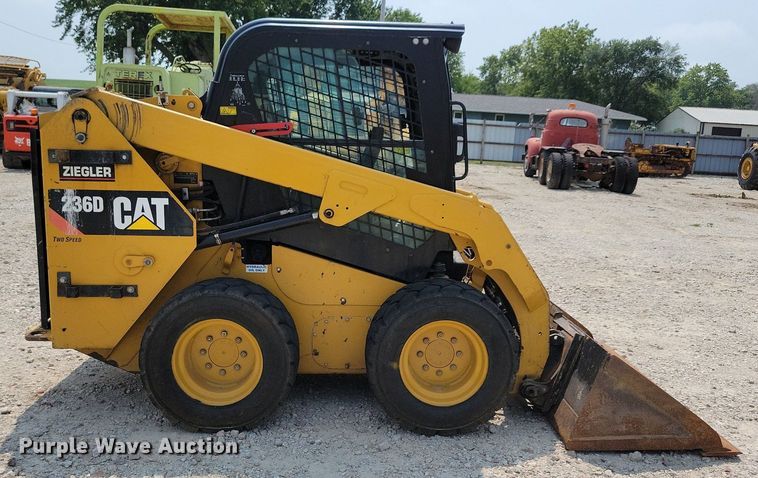 image for item DR4366 2014 Caterpillar 236D skid steer loader
