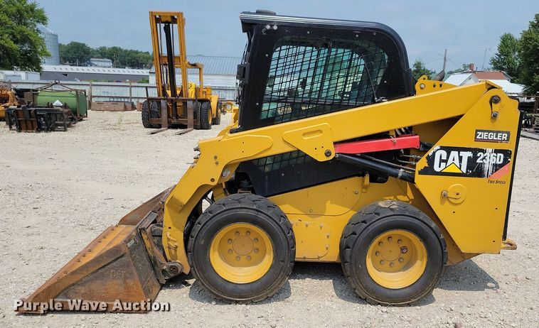 image for item DR4366 2014 Caterpillar 236D skid steer loader