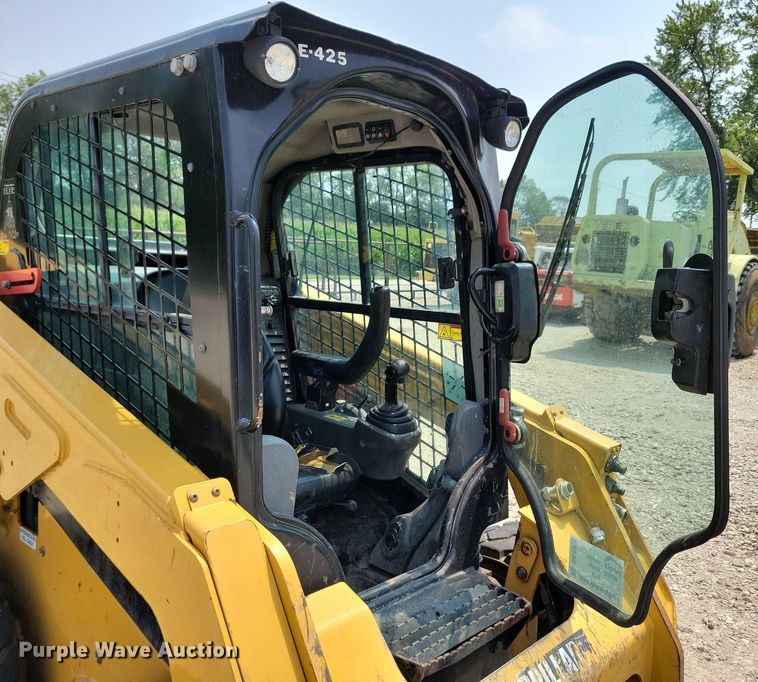 image for item DR4366 2014 Caterpillar 236D skid steer loader