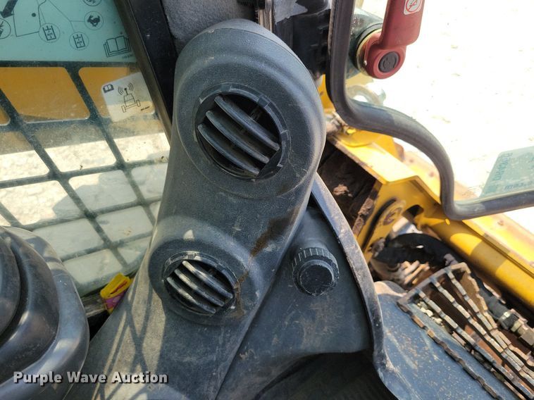 image for item DR4366 2014 Caterpillar 236D skid steer loader