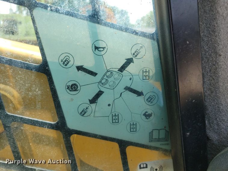 image for item DR4366 2014 Caterpillar 236D skid steer loader