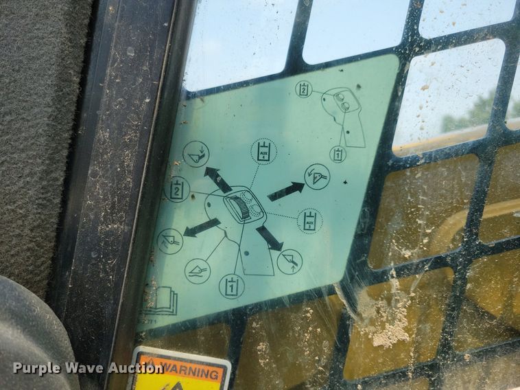 image for item DR4366 2014 Caterpillar 236D skid steer loader