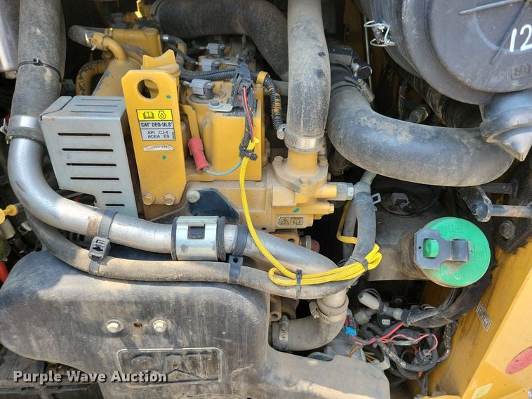 image for item DR4366 2014 Caterpillar 236D skid steer loader